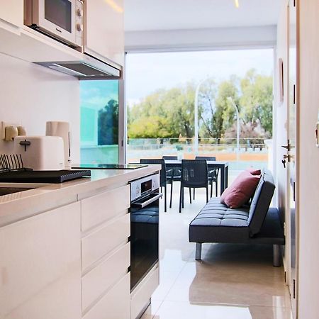 Phaedrus Living - Seaside Luxury Flat Harbour 105 Appartement Paphos Buitenkant foto