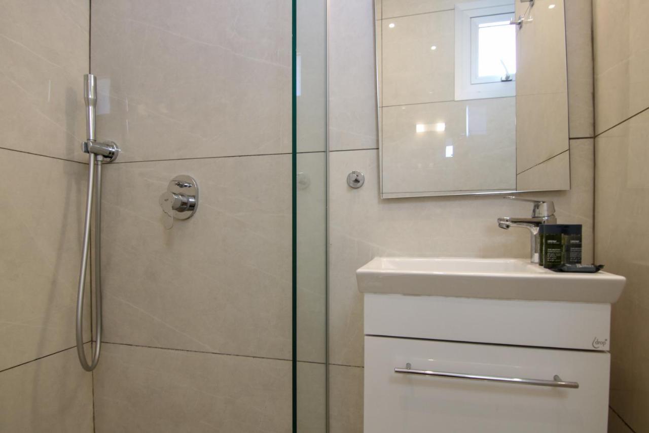 Phaedrus Living - Seaside Luxury Flat Harbour 105 Appartement Paphos Buitenkant foto